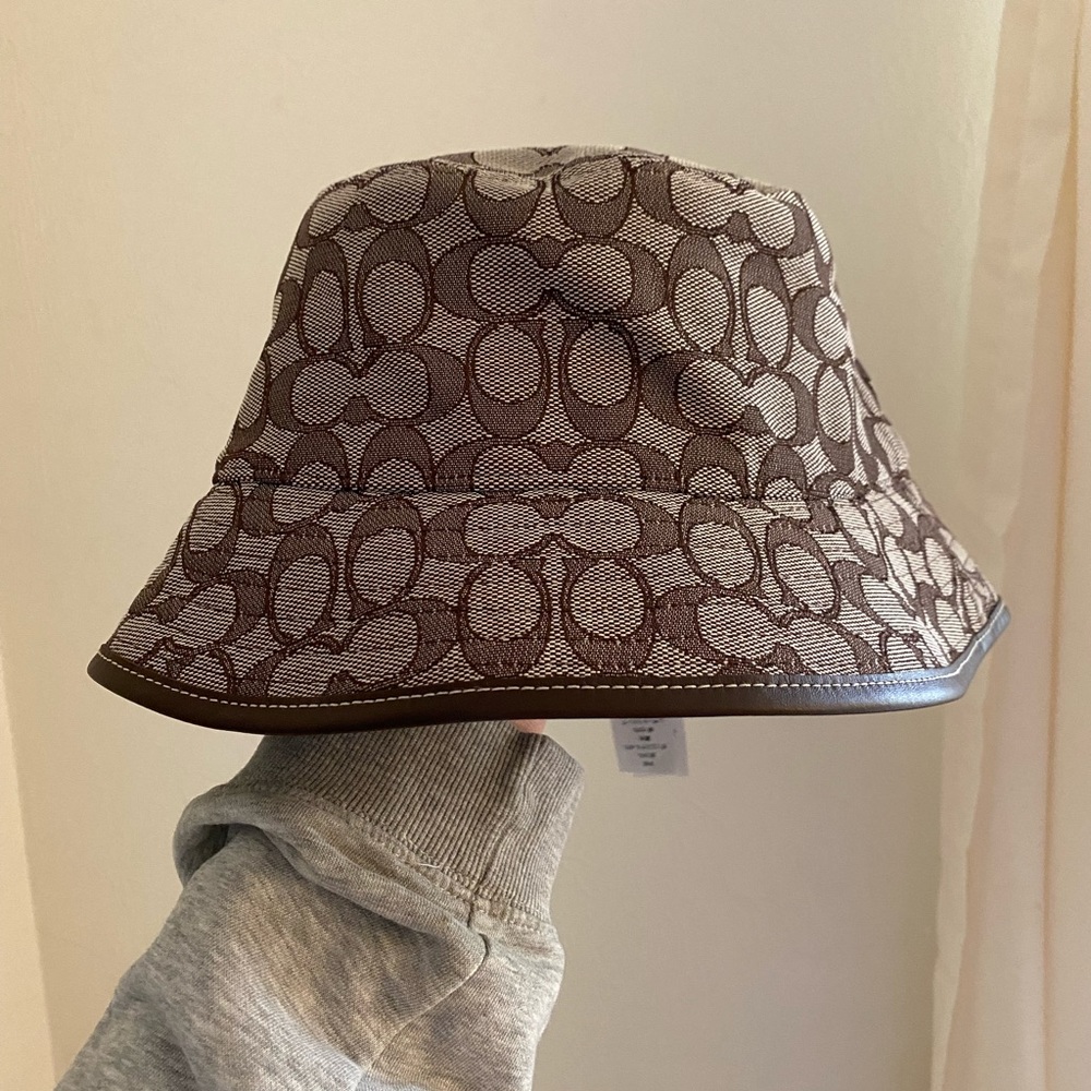 Coach Signature Jacquard Bucket